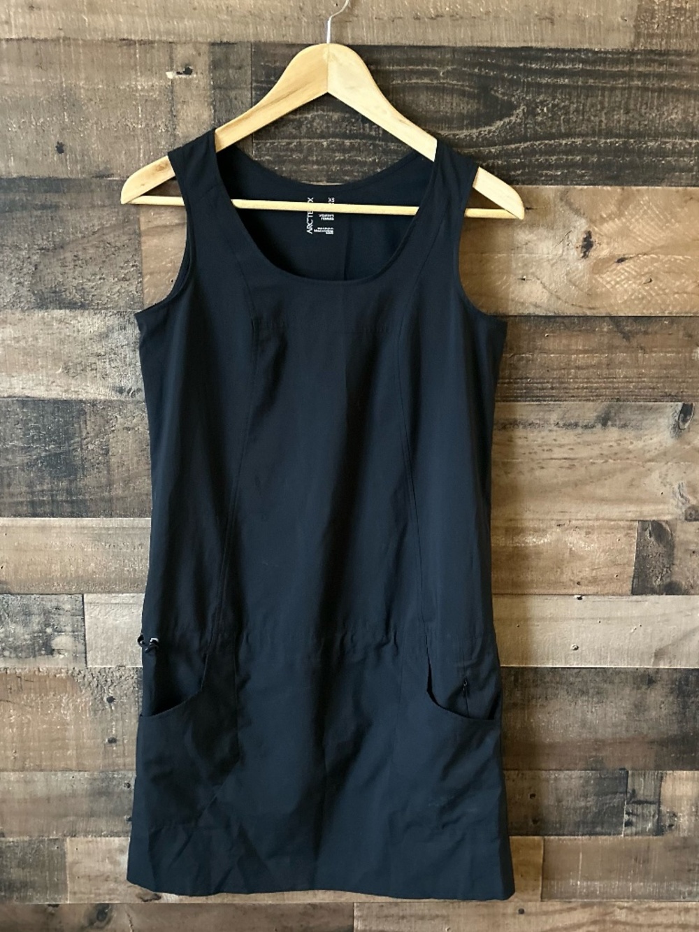 Arc’teryx Women’s Black Sleeveless Dress XS Lightweight Travel Packable Outdoor